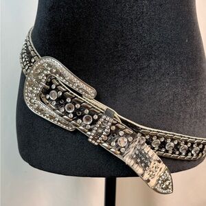 Black & Silver Western Cowgirl Rhinestone Statement Belt